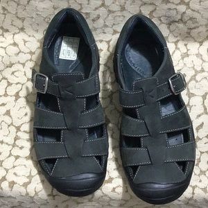 Keen Black Adjustable Leather Sandal Shoes Sz 7 Mint